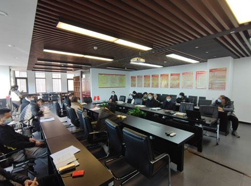 路鹏达公司组织开展疫情防控教育宣贯会