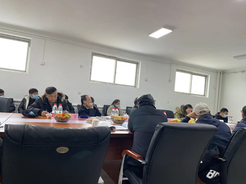 阿苏卫定向安置房项目召开专项施工专家论证会