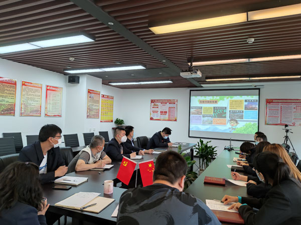 路鹏达公司综合管理部组织开展垃圾分类知识专题培训活动